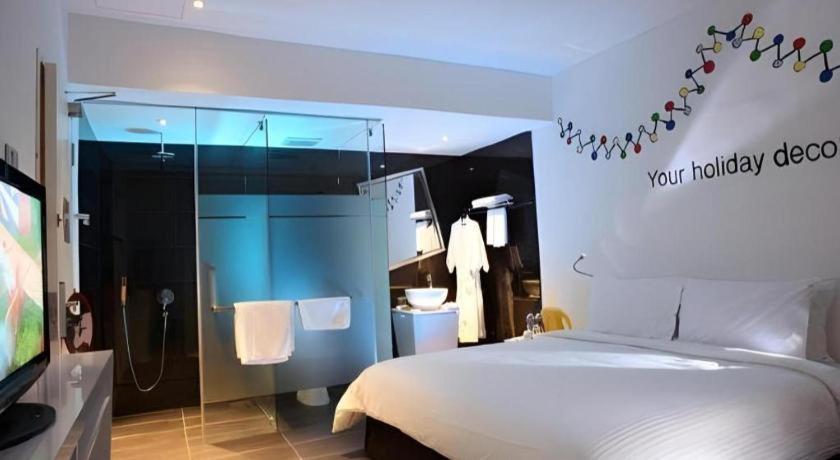 Zoom Inn Boutique Hotel - Danga Bay Johor Bahru Exterior photo