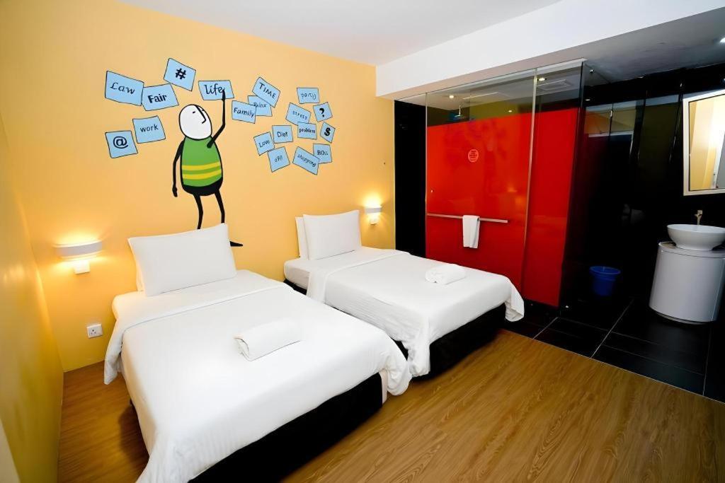 Zoom Inn Boutique Hotel - Danga Bay Johor Bahru Exterior photo